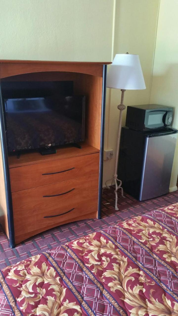Palms Inn Dania Beach Εξωτερικό φωτογραφία