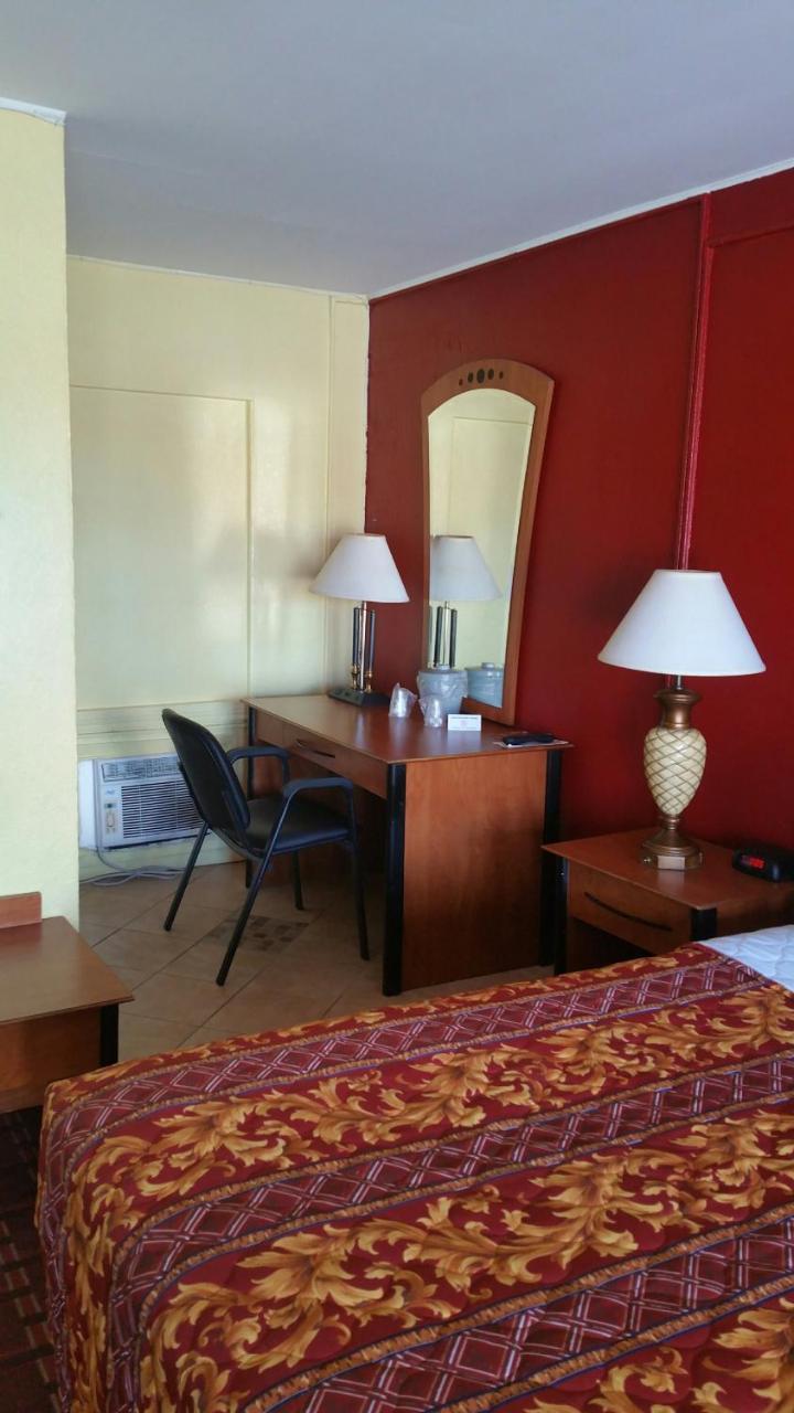 Palms Inn Dania Beach Εξωτερικό φωτογραφία